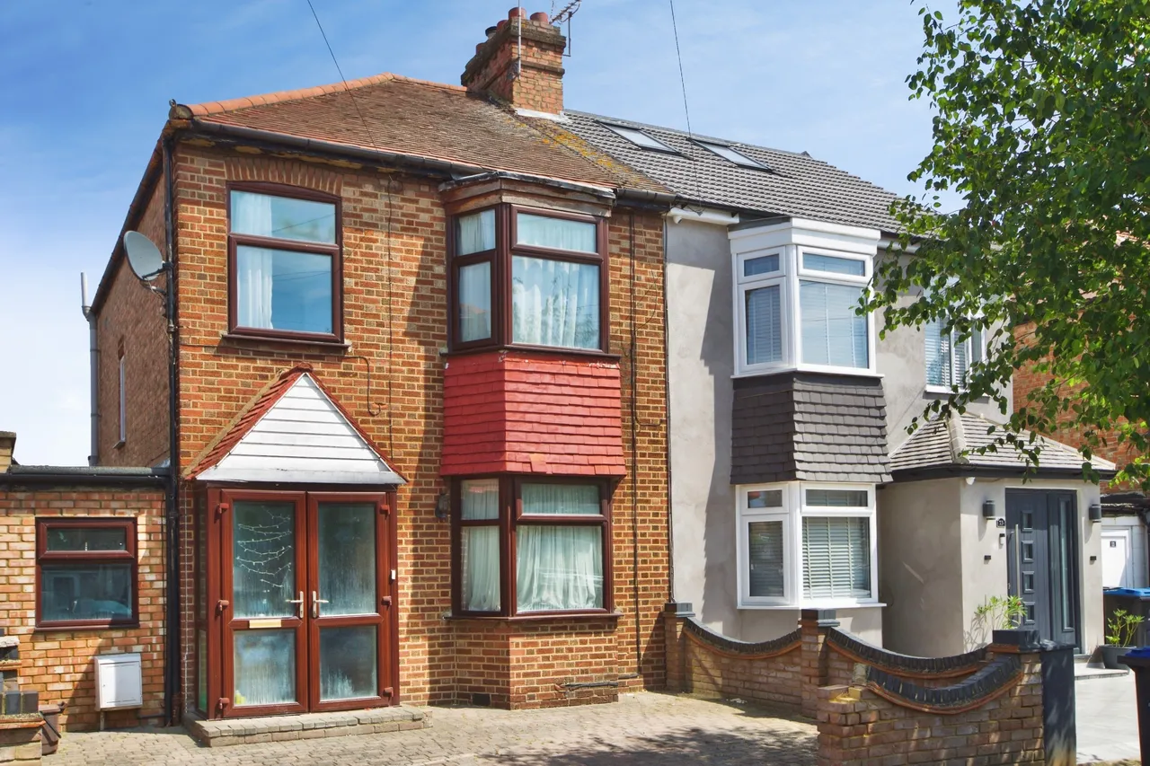 Dover Road, London, N9, photo 20