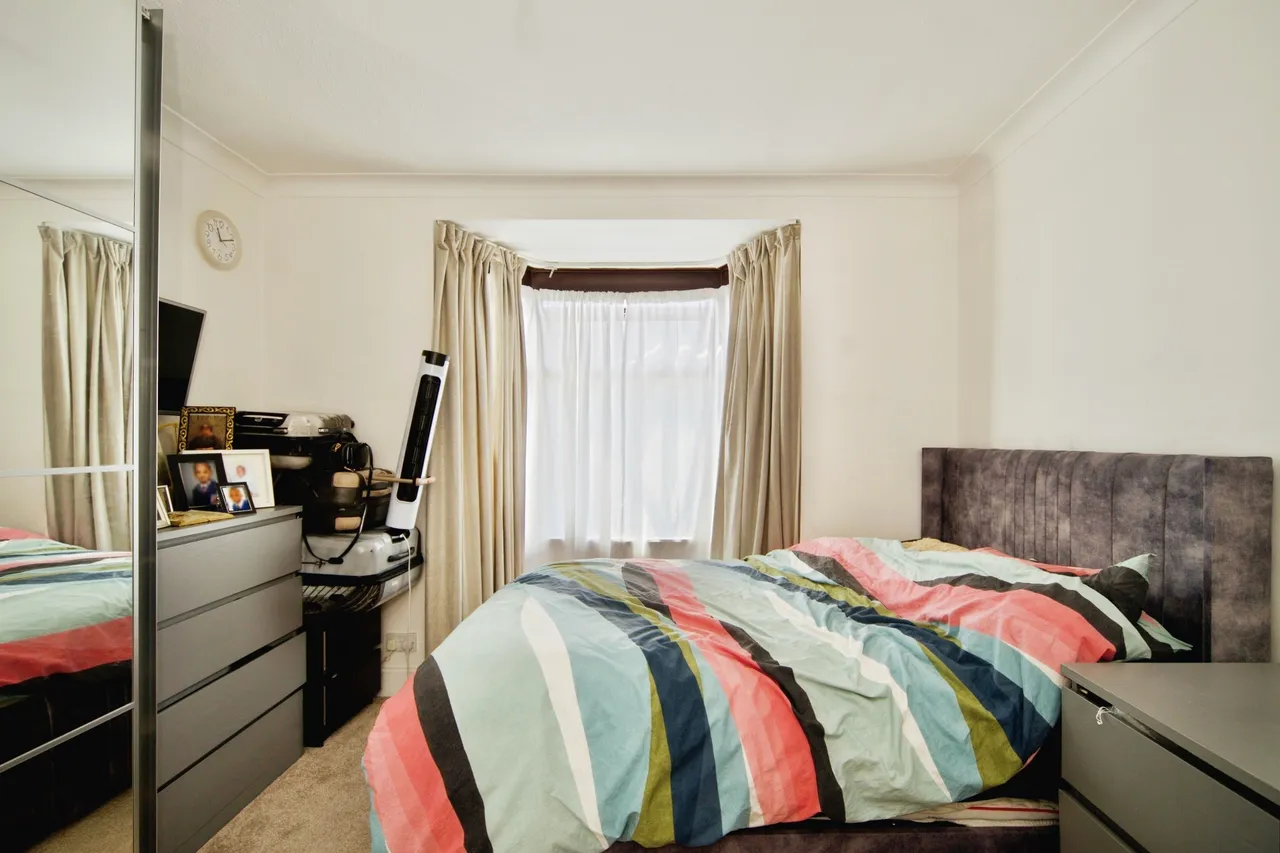 Dover Road, London, N9, photo 11