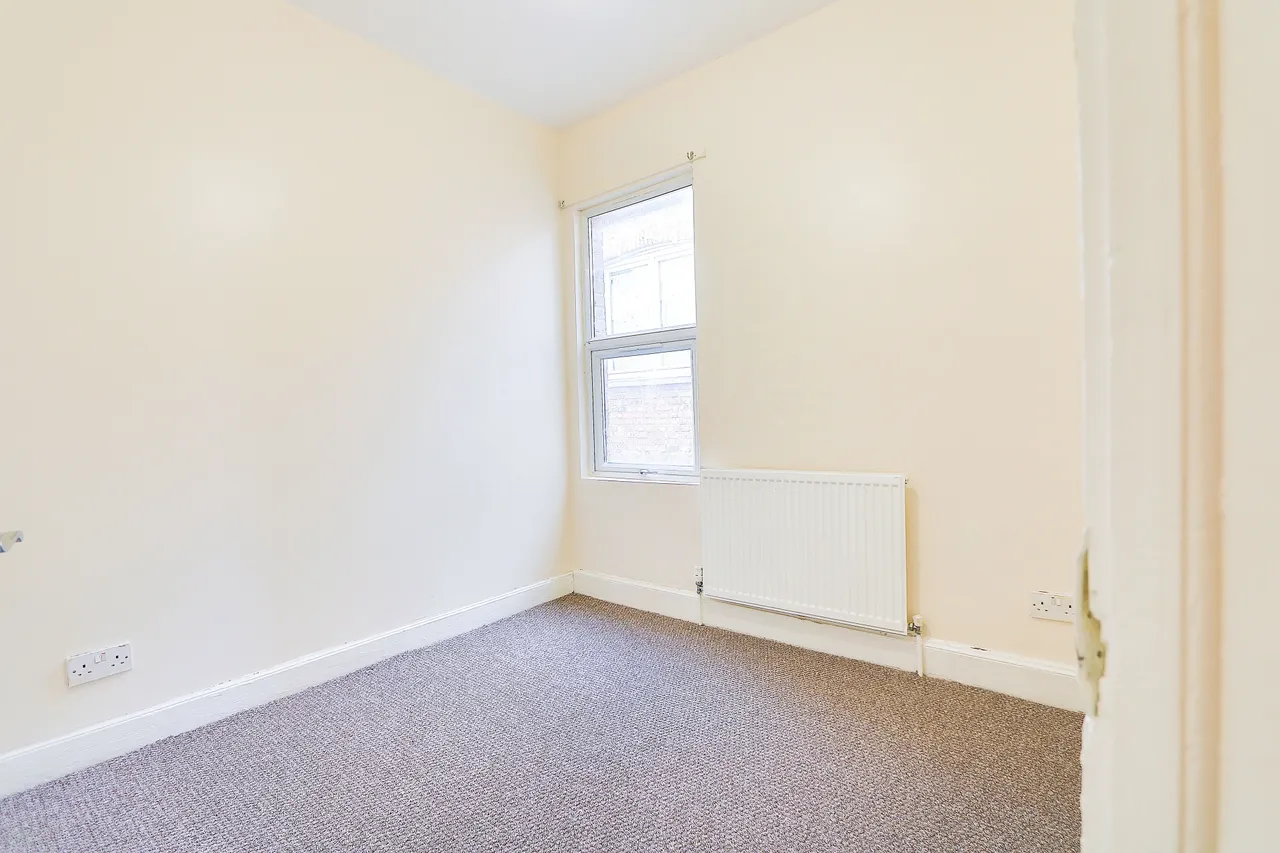 Lenham Road, Thornton Heath, CR7, photo 4
