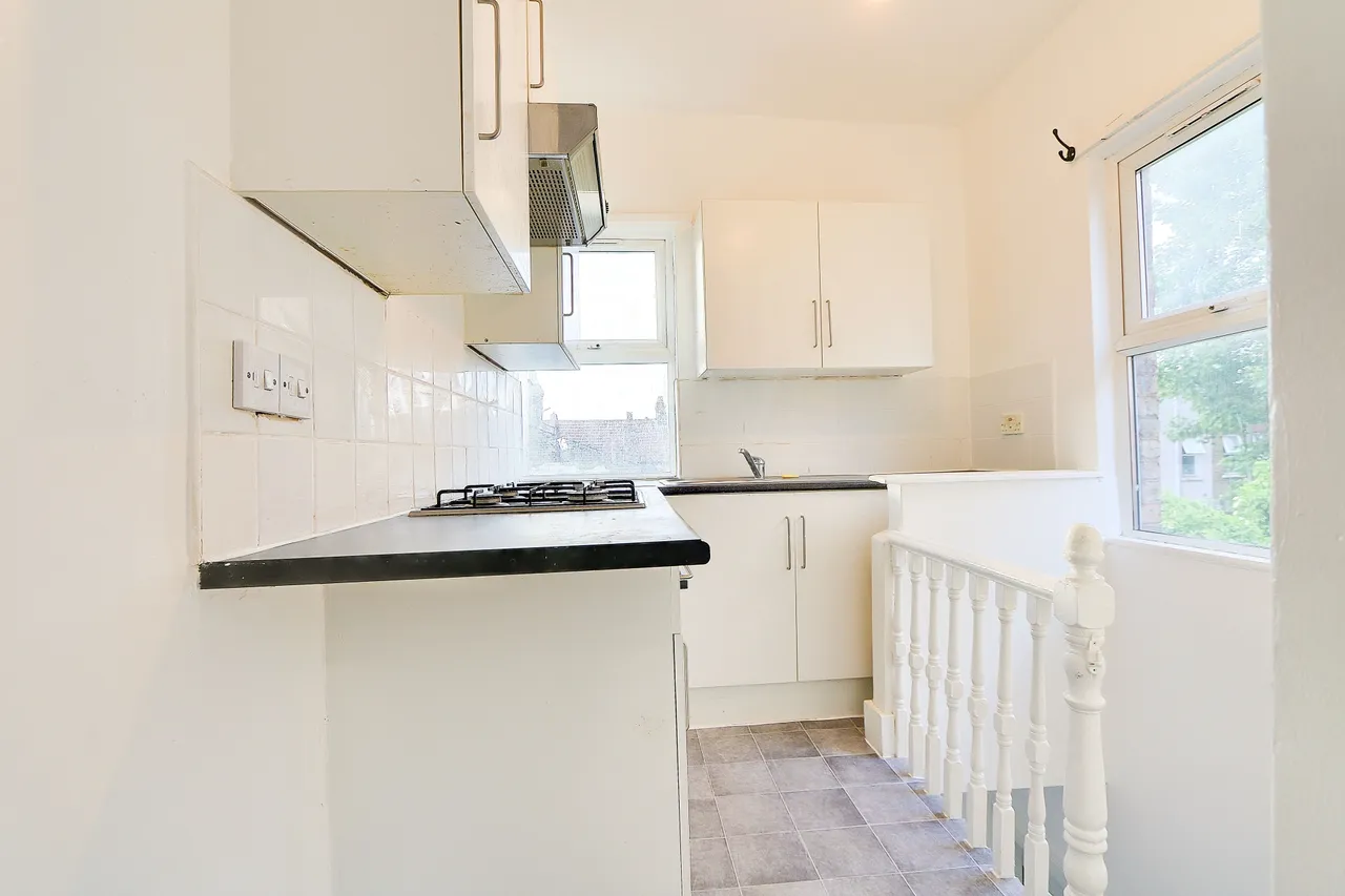 Lenham Road, Thornton Heath, CR7, photo 8
