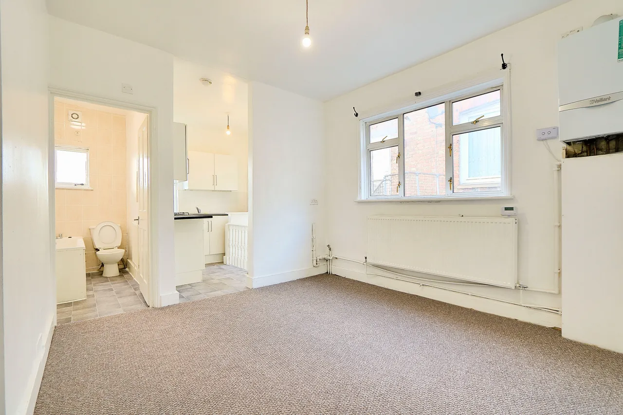 Lenham Road, Thornton Heath, CR7, photo 5