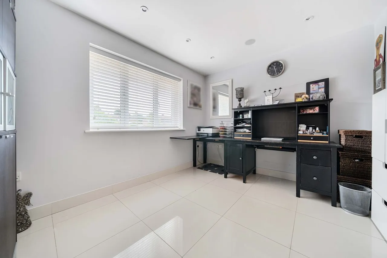 Canterbury Road, Hawkinge, CT18, photo 17