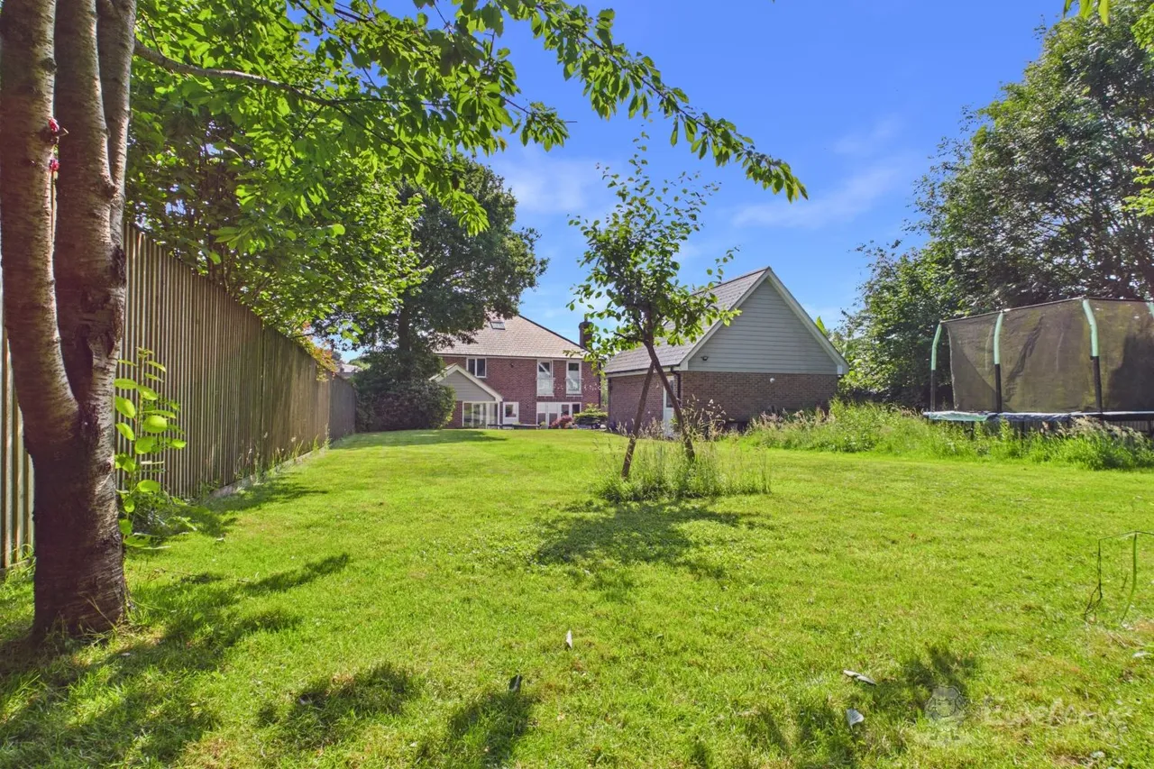 Canterbury Road, Hawkinge, CT18, photo 25