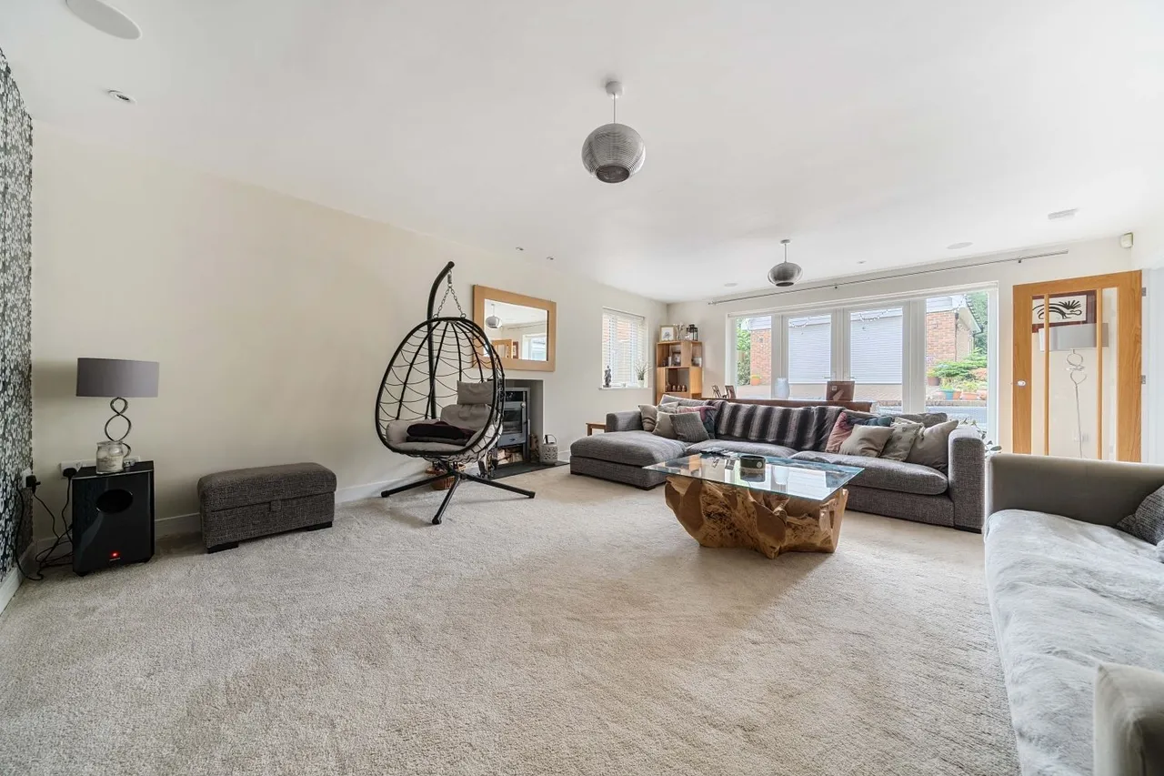 Canterbury Road, Hawkinge, CT18, photo 6