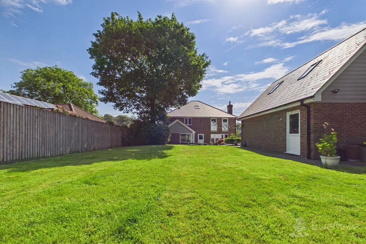 Canterbury Road, Hawkinge, CT18, photo 24