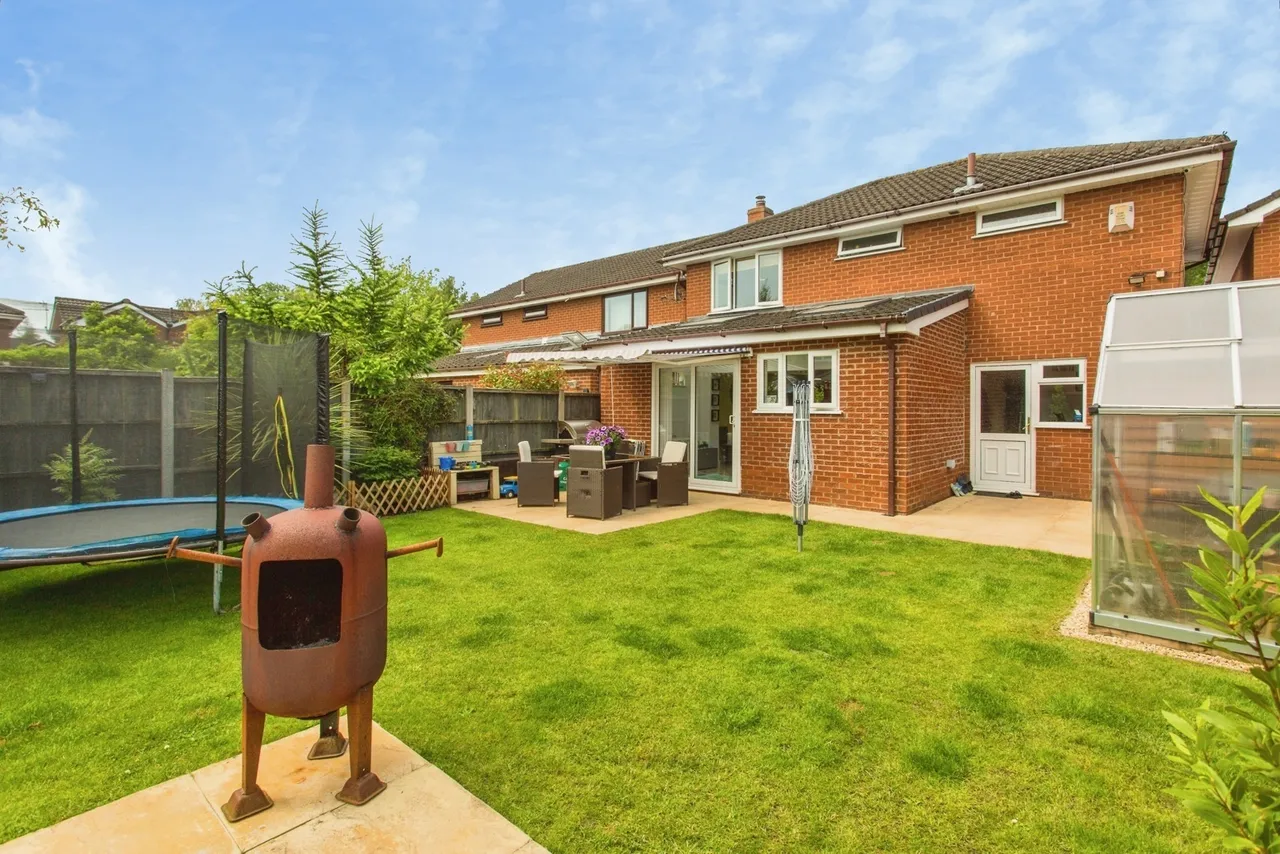 Fernleigh, Leyland, PR26, photo 20