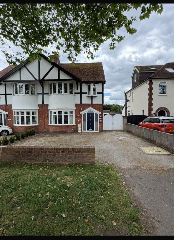 4 bed house for sale — Henhurst Hill, Burton-On-Trent