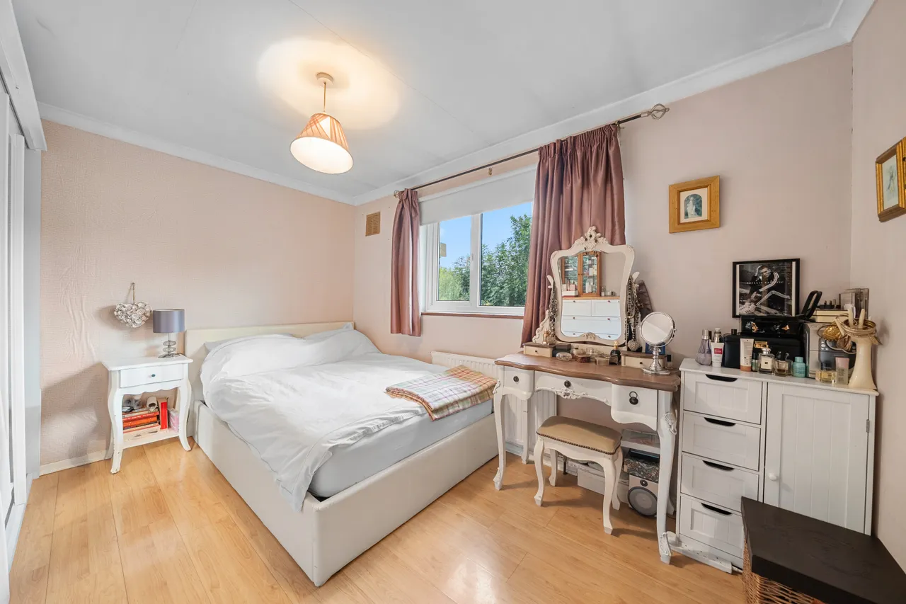 Cherry Way, Shepperton, TW17, photo 10
