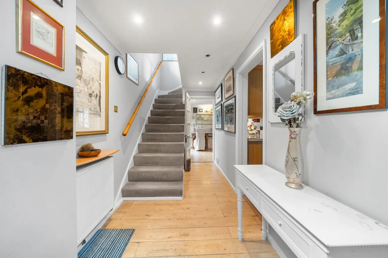 Cherry Way, Shepperton, TW17, photo 16