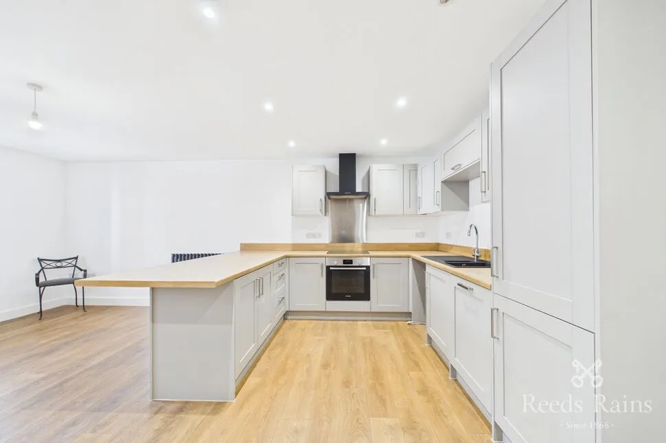 Groot Close, Sunnyside, S66, photo 5