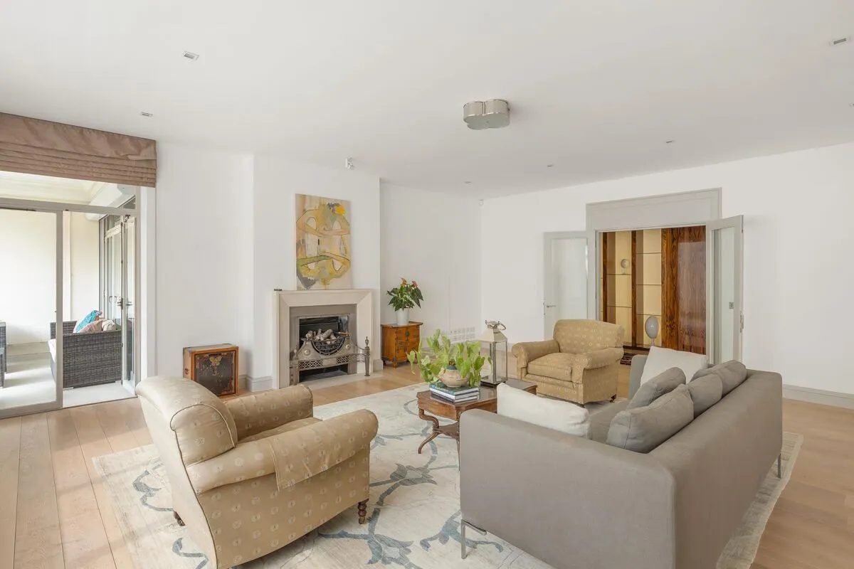 St. James's Place, London, SW1A, photo 2