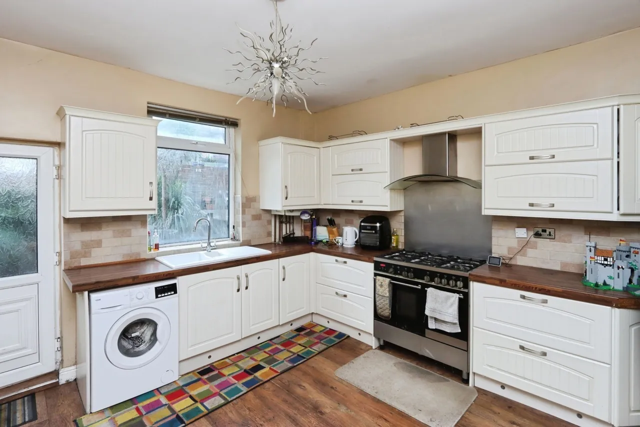 Cliffefield Road, Sheffield, S8, photo 3