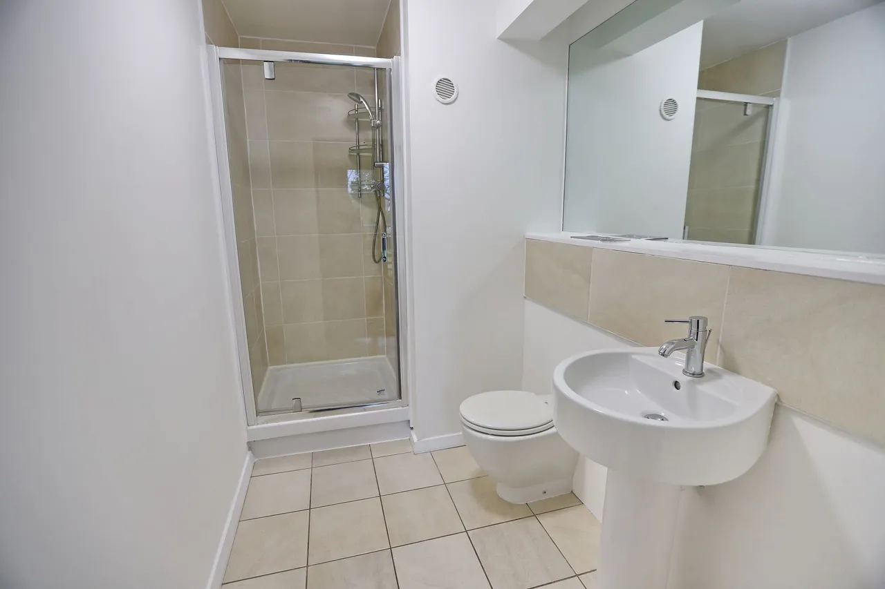 Grey Street, Prestwich, M25, photo 12