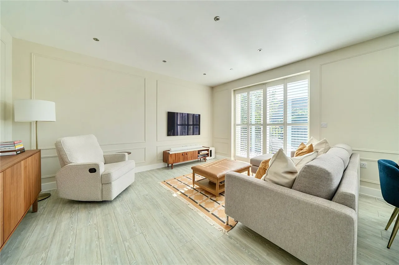 Gurnell Grove, Ealing, W13, photo 16