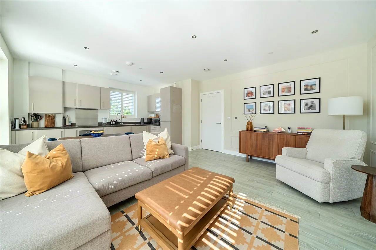 Gurnell Grove, Ealing, W13, photo 4