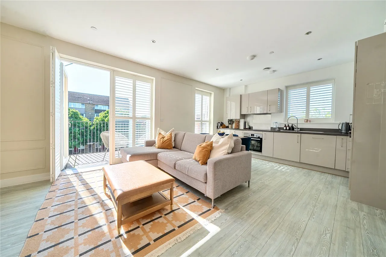 Gurnell Grove, Ealing, W13, photo 13
