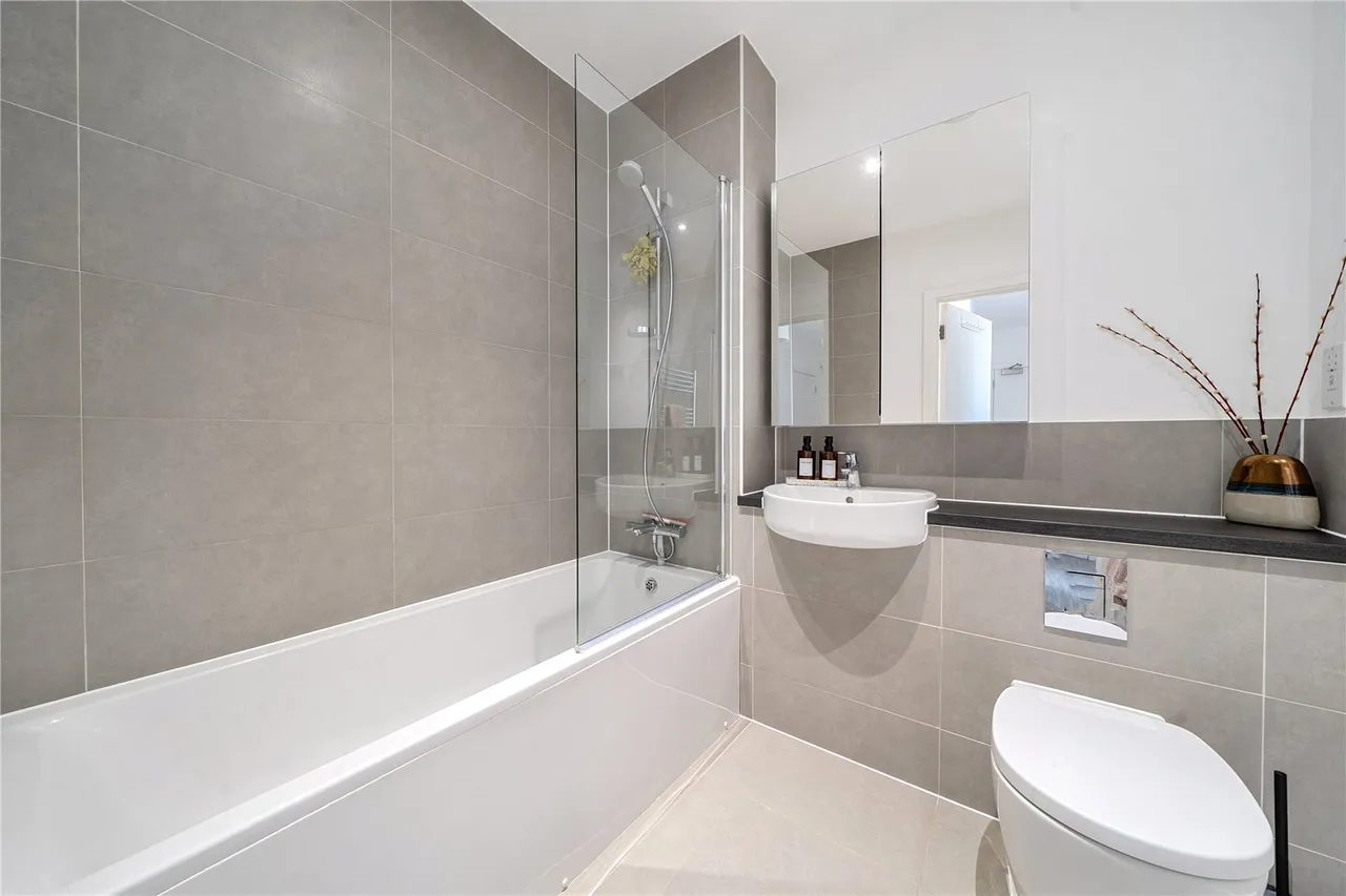 Gurnell Grove, Ealing, W13, photo 9