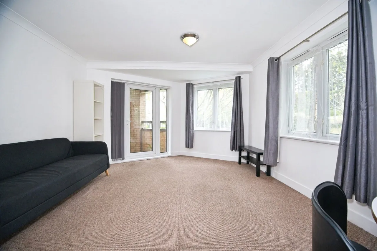 Grangemoor Court, Cardiff, CF11, photo 4