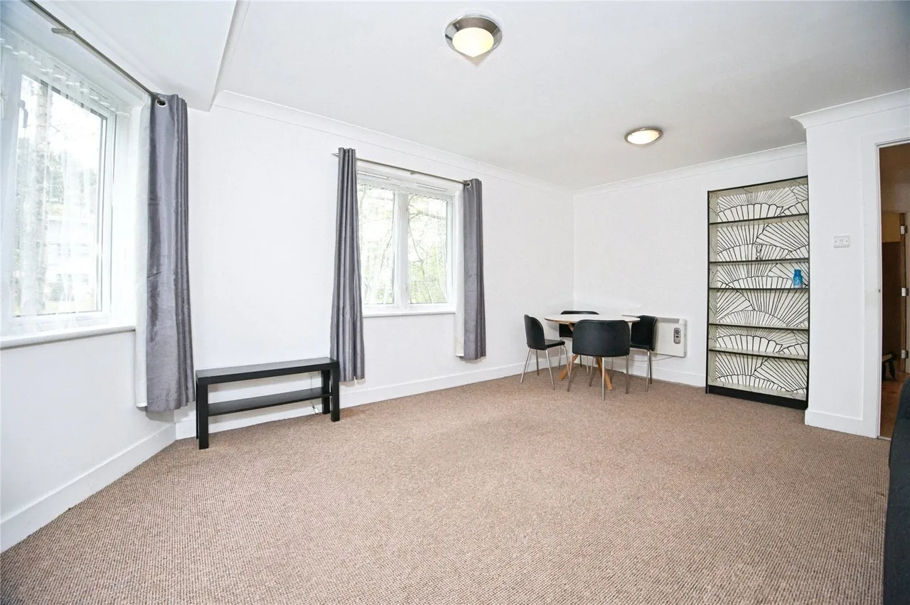 Grangemoor Court, Cardiff, CF11, photo 6