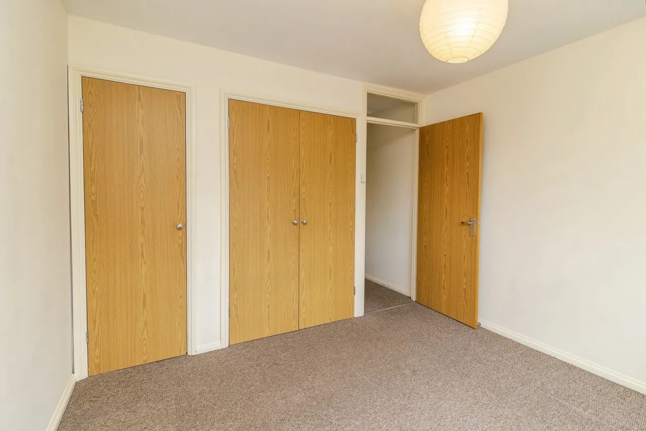 Isaacson Drive, Wavendon Gate, Milton Keynes, Buckinghamshire, MK7, photo 13