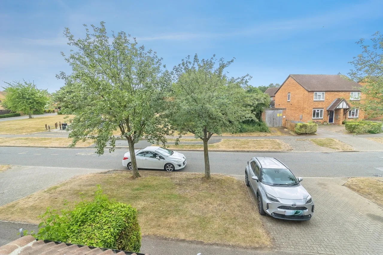 Isaacson Drive, Wavendon Gate, Milton Keynes, Buckinghamshire, MK7, photo 20