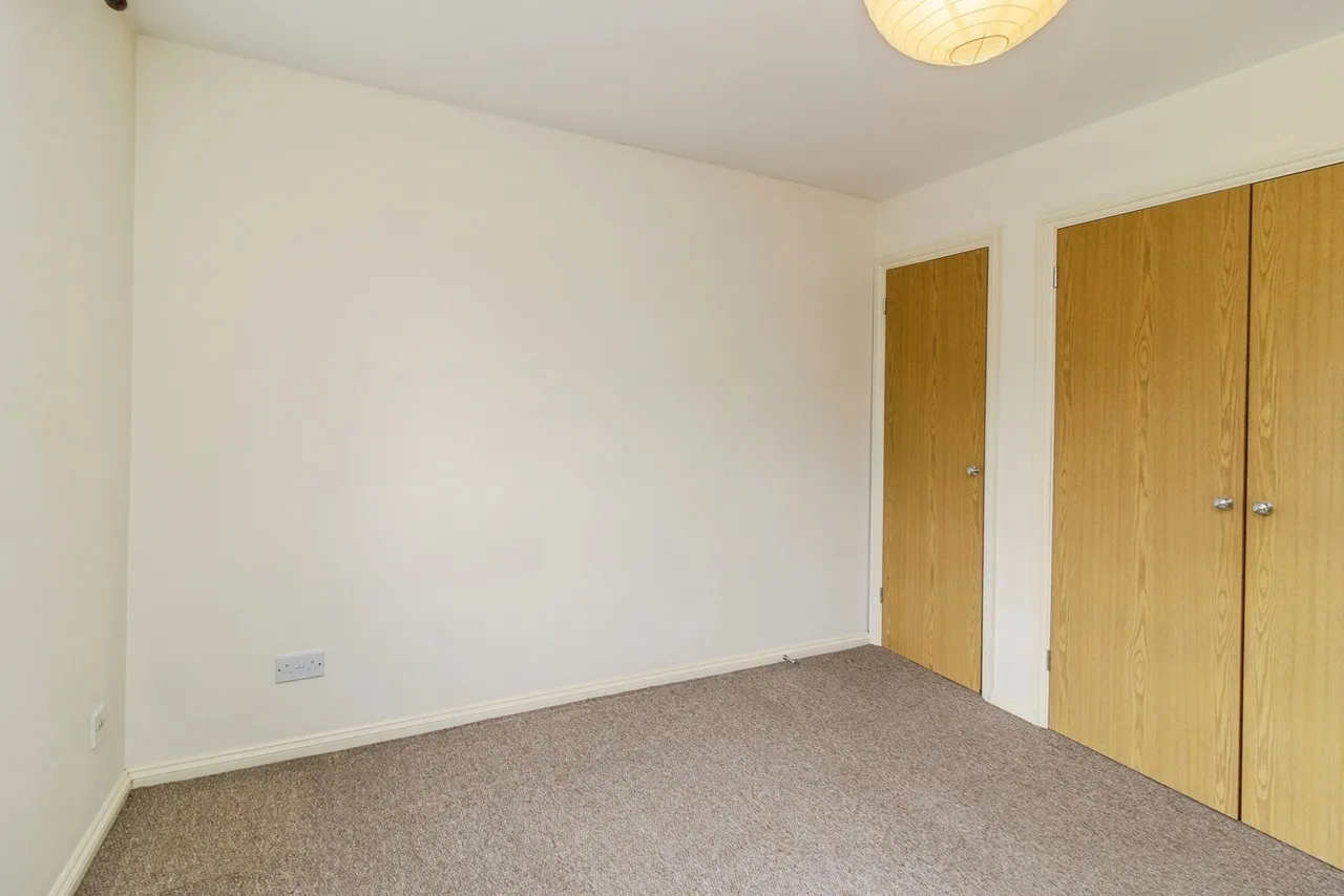 Isaacson Drive, Wavendon Gate, Milton Keynes, Buckinghamshire, MK7, photo 12