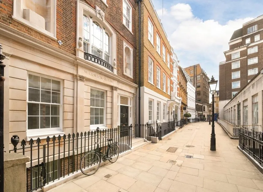 1 bed flat for sale — Warwick Court, Bloomsbury, WC1R