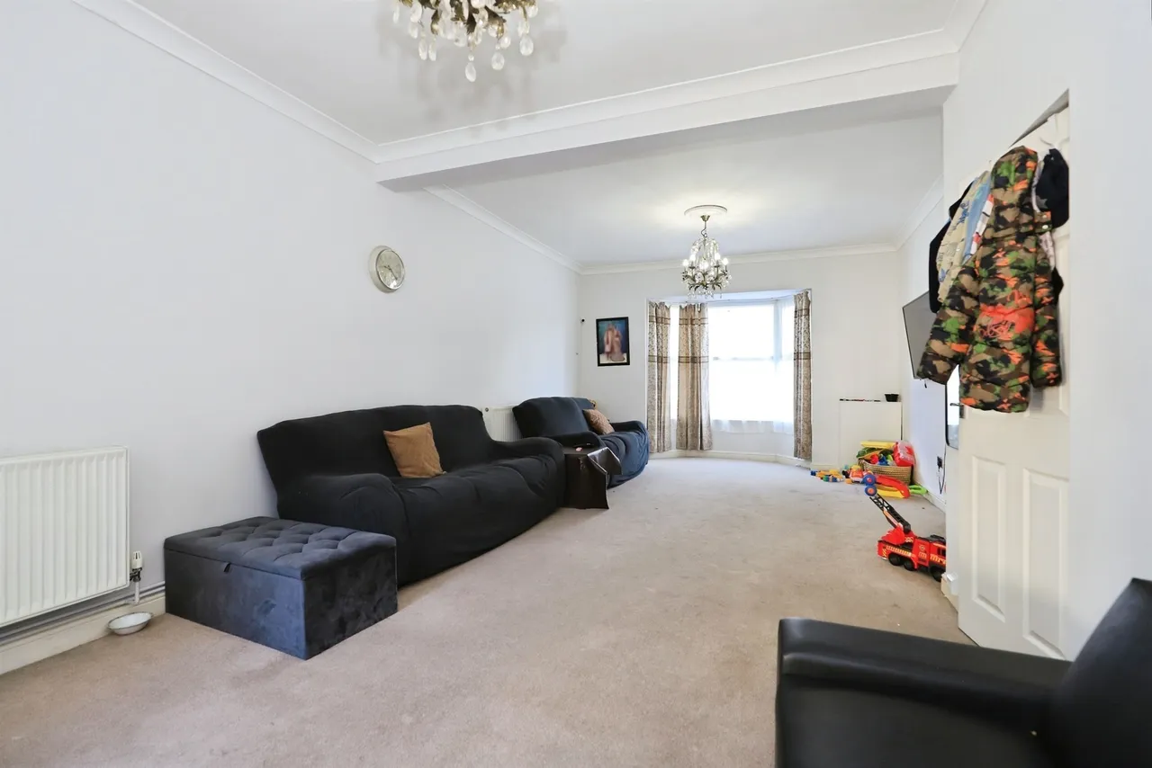 Wellington Road, Bilston, WV14, photo 5