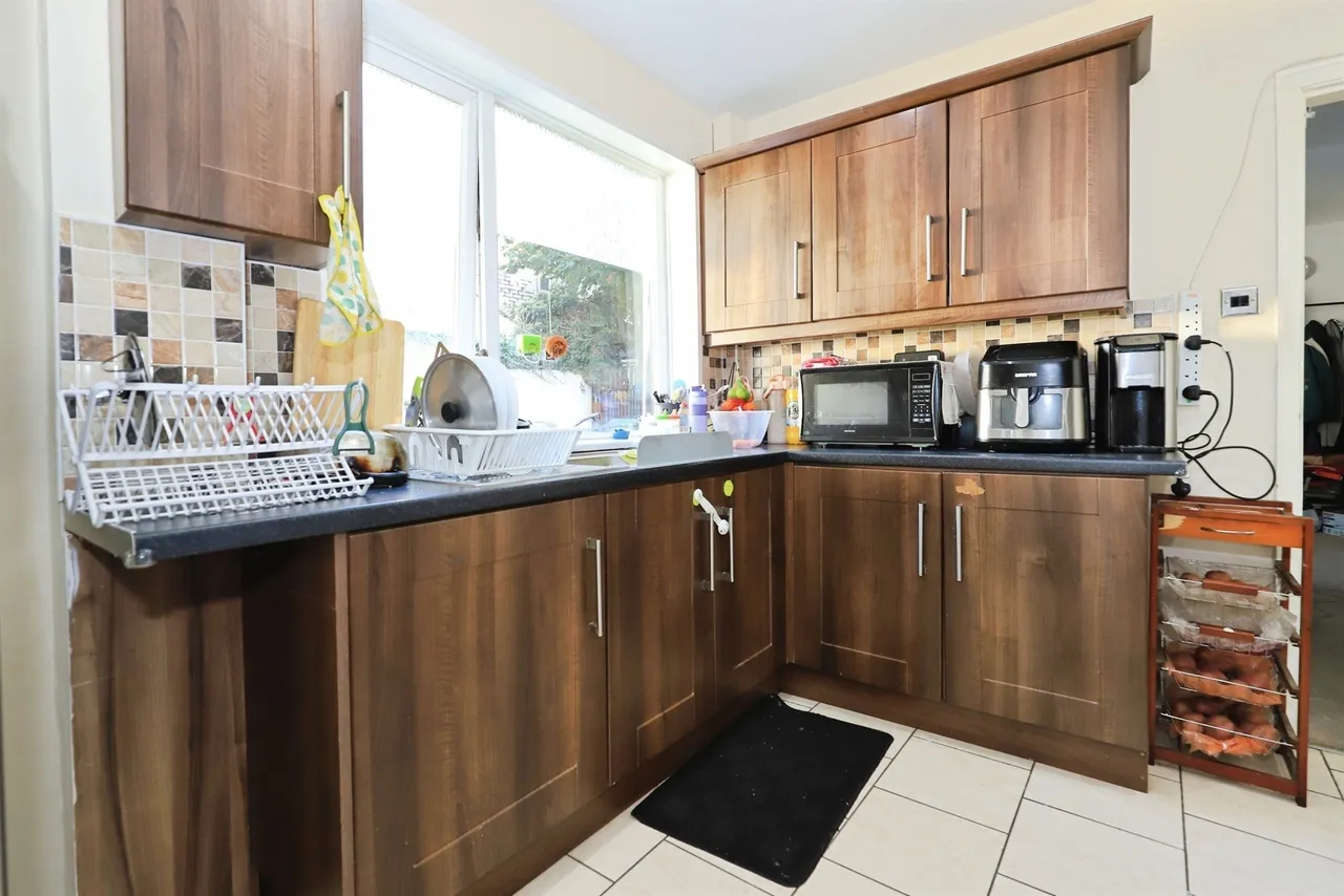 Wellington Road, Bilston, WV14, photo 9
