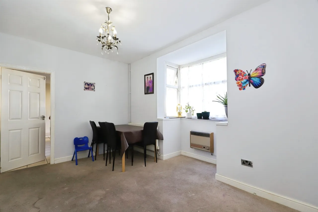 Wellington Road, Bilston, WV14, photo 8