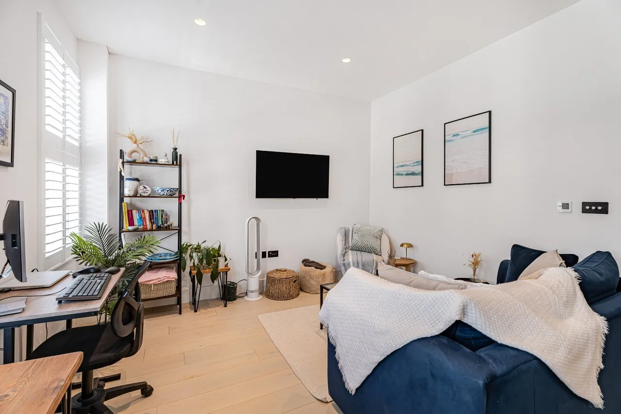 Sangora Road, Battersea, SW11, photo 7