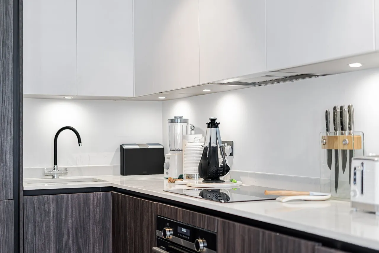 Sangora Road, Battersea, SW11, photo 2