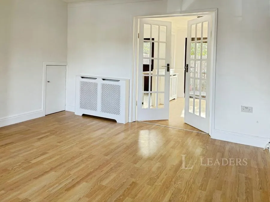 Vallis Close, Poole, BH15, photo 6