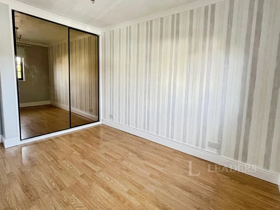 Vallis Close, Poole, BH15, photo 9