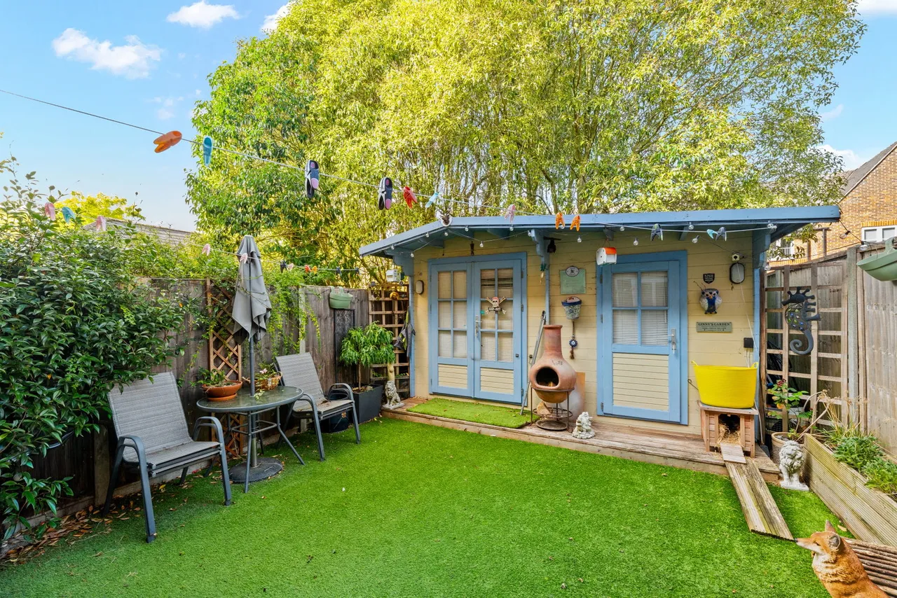 Buxton Close, Epsom, KT19, photo 19