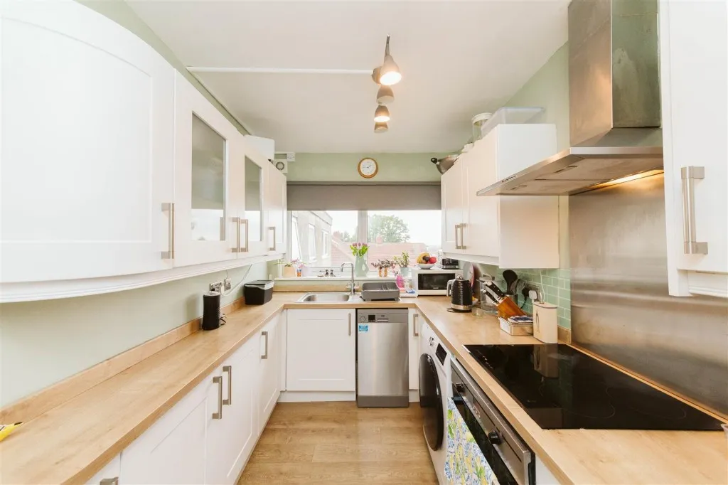 5, Holmes Court, Holmes Grove, Henleaze, Bristol, BS9 4EB, photo 4