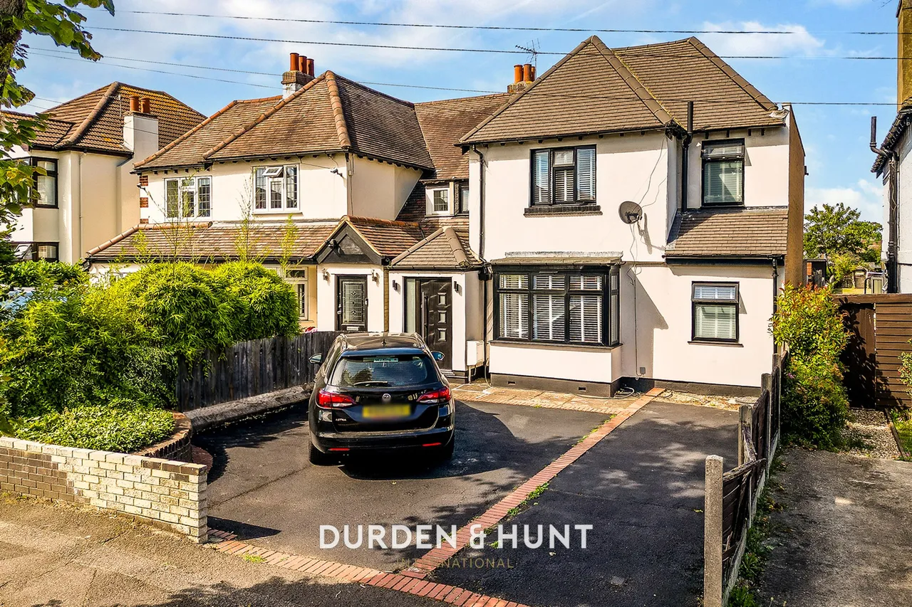Osborne Road, Emerson Park, RM11, photo 29