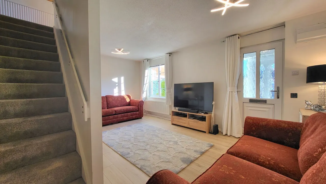 Home Pasture, Werrington, Peterborough, PE4, photo 2