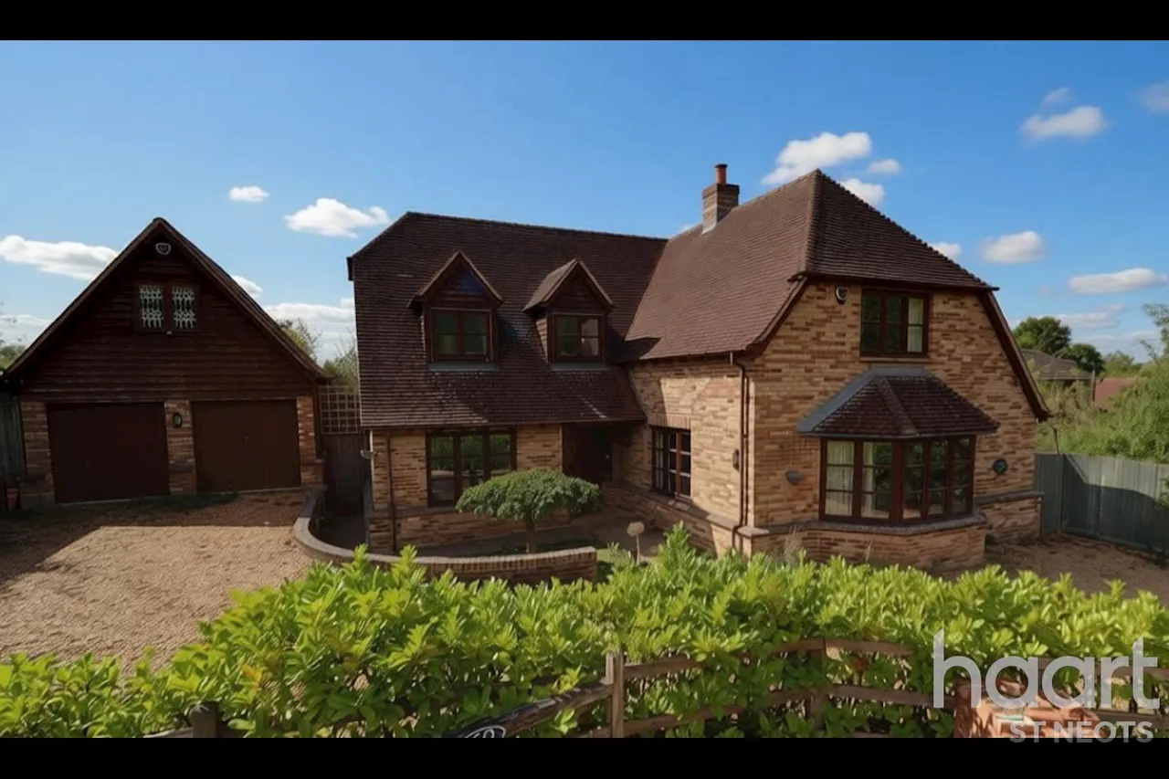 4 bed house for sale, Main Road, Stonely, PE19