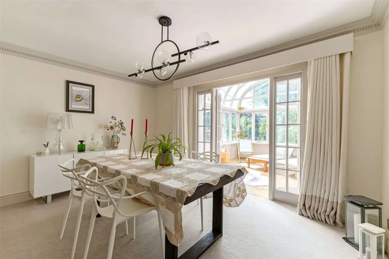 Woodfield Drive, Maidenhead, Berkshire, SL6 4NX, photo 4