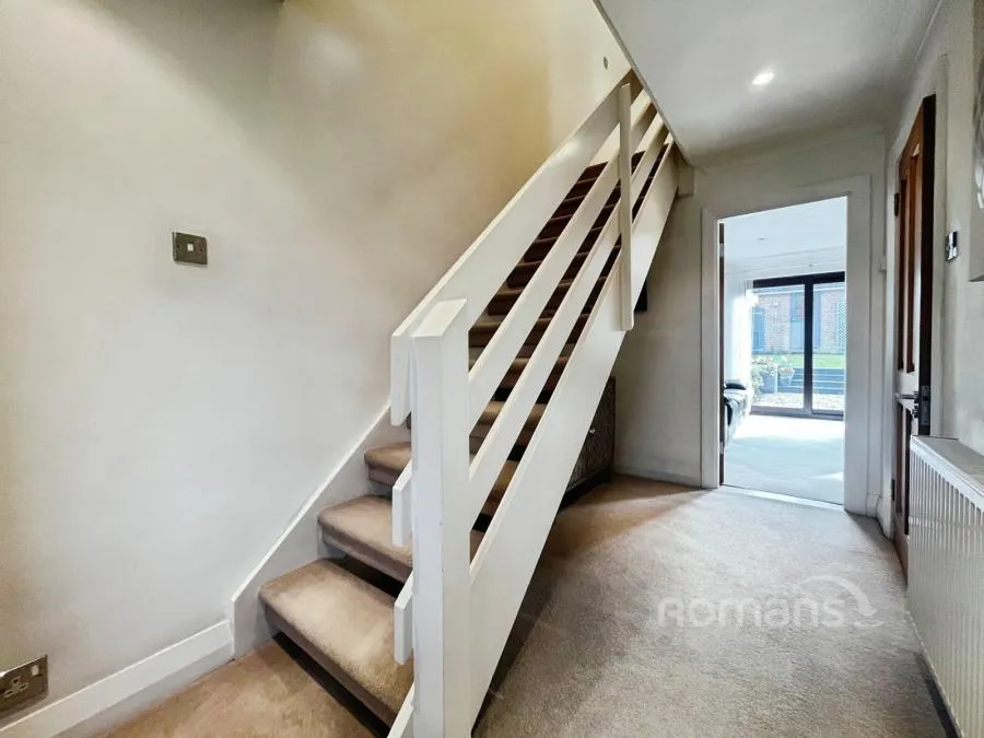 Tithe Barn Drive, Maidenhead, SL6, photo 12