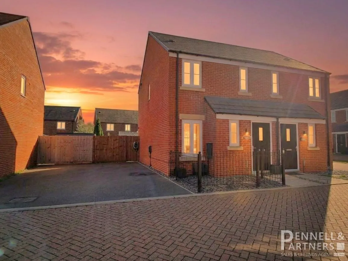 Hampton Gardens, Peterborough, photo 2