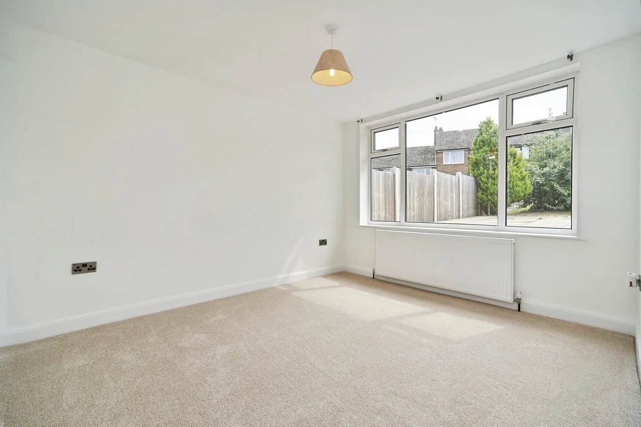 Littlemoor View, Pudsey, LS28, photo 10