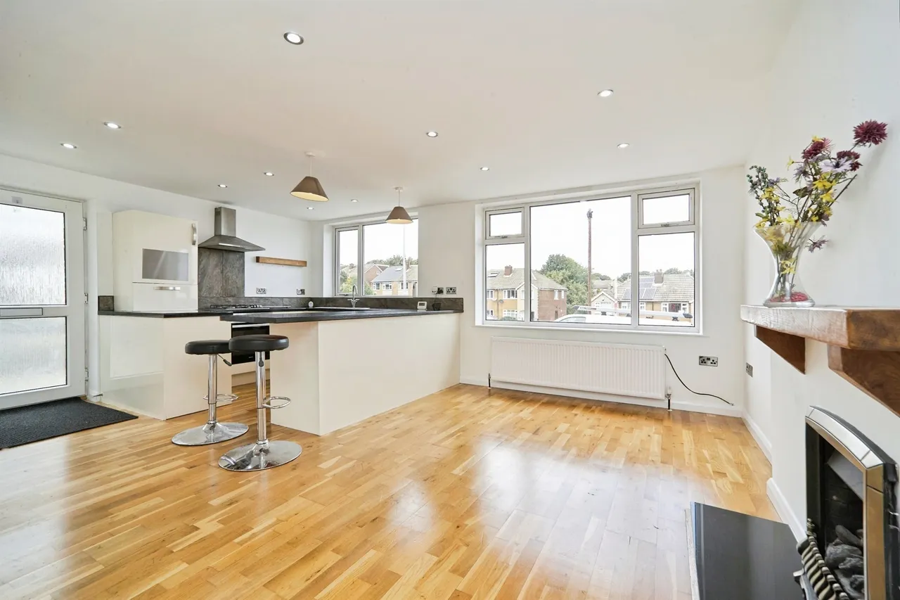Littlemoor View, Pudsey, LS28, photo 6