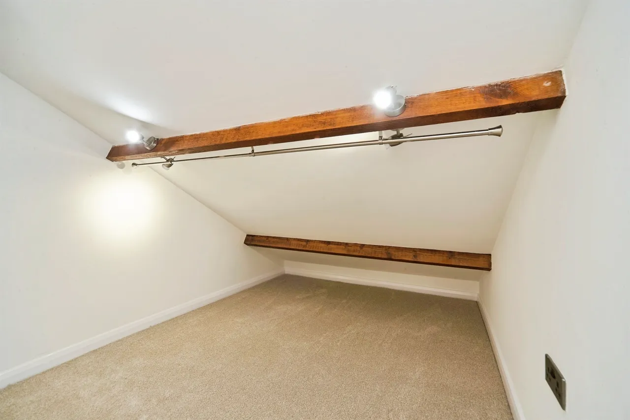 Littlemoor View, Pudsey, LS28, photo 14