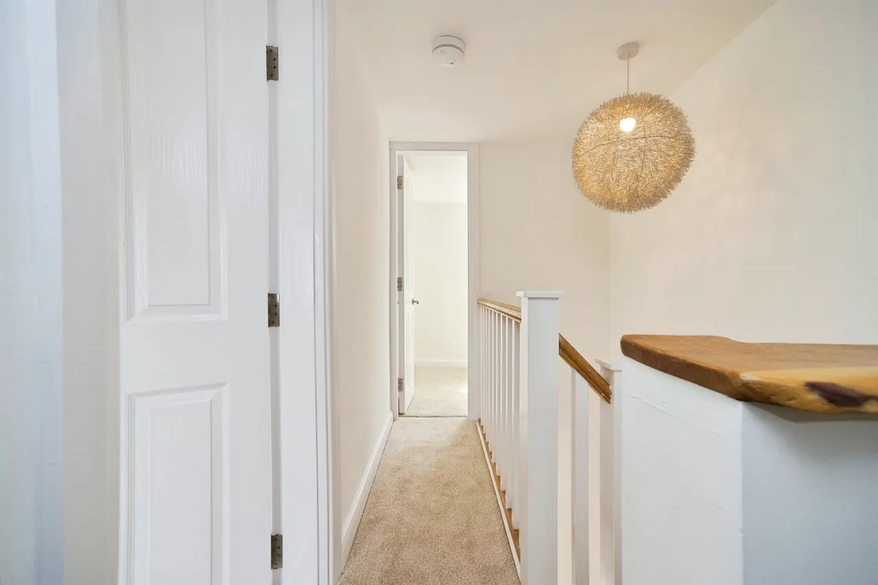 Littlemoor View, Pudsey, LS28, photo 18