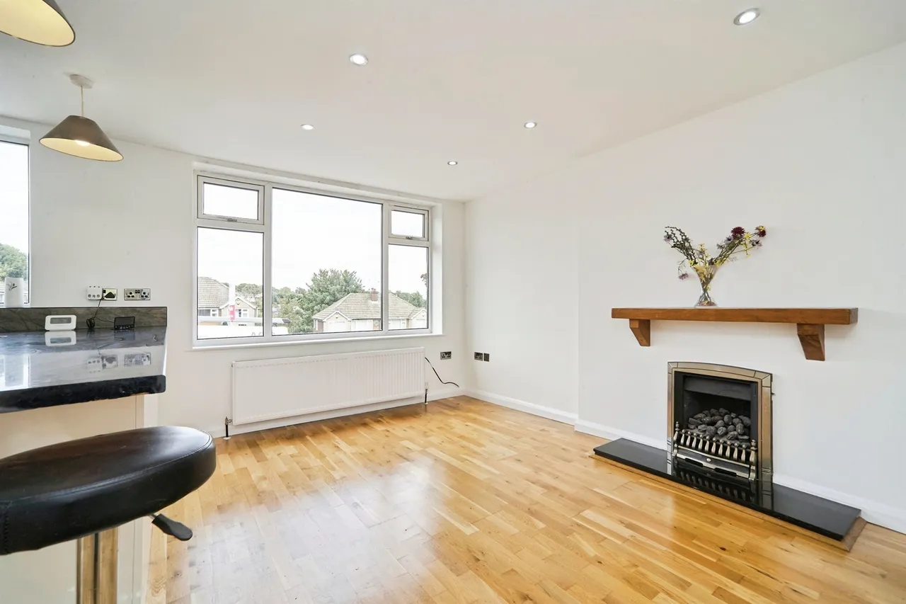 Littlemoor View, Pudsey, LS28, photo 9