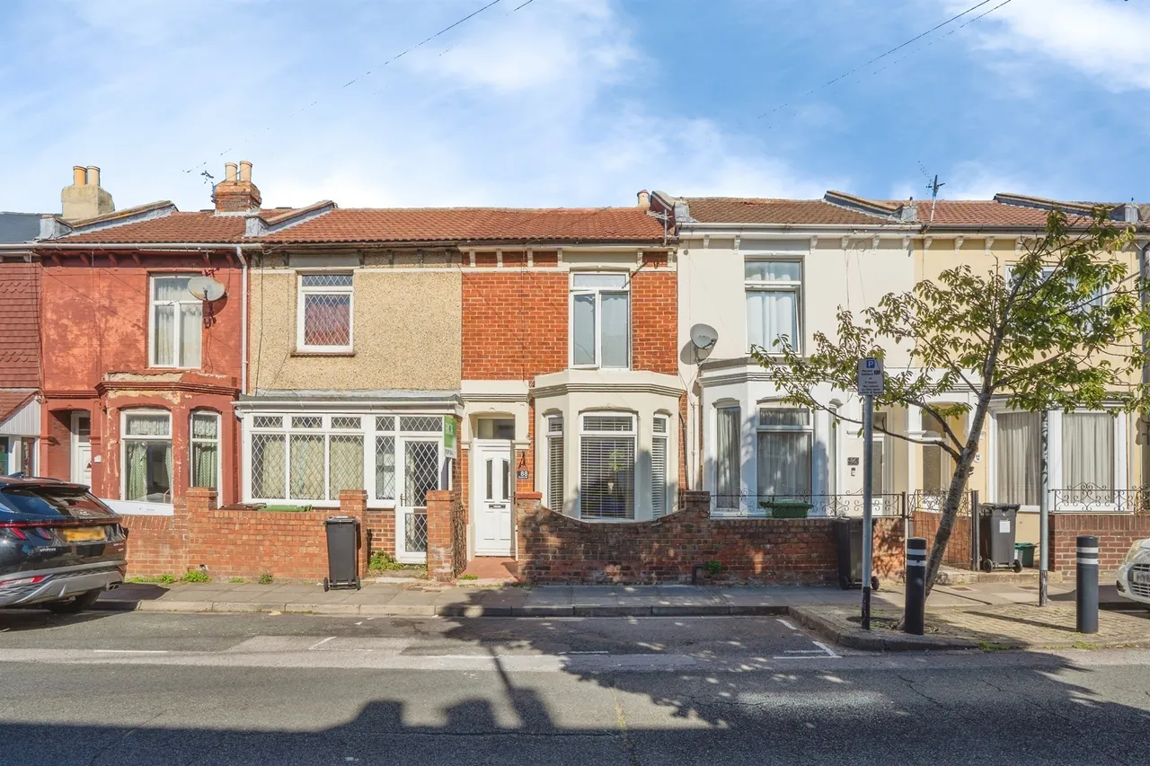 3 bed house for sale, Walden Road, Portsmouth, PO2
