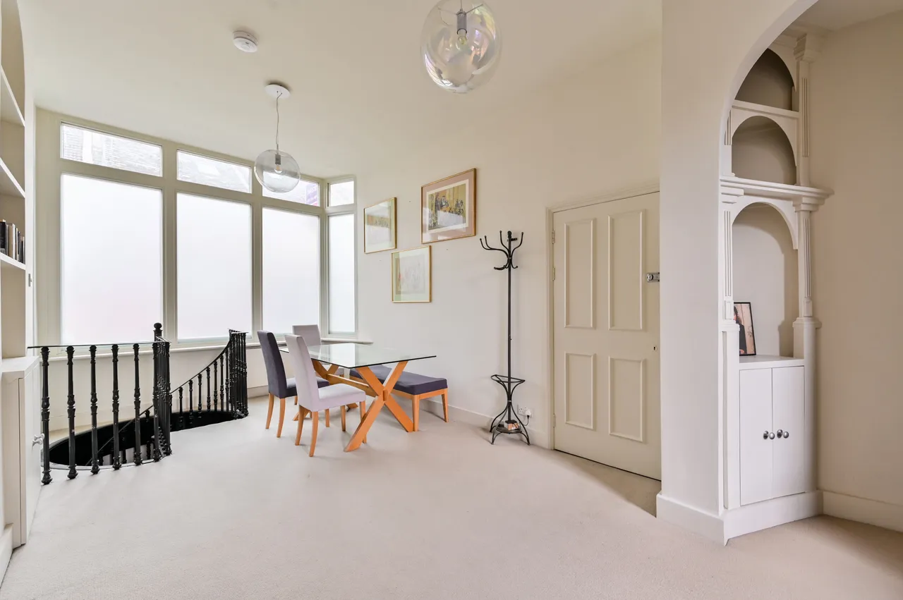176A Dawes Road, London, photo 2