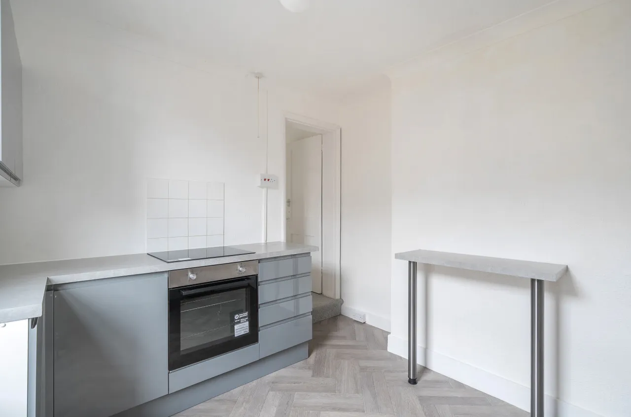 Sugden Road, Worthing, BN11, photo 4